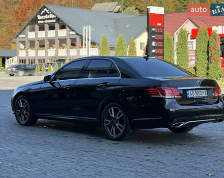 Черный Мерседес Е-Класс, объемом двигателя 2.1 л и пробегом 310 тыс. км за 17500 $, фото 9 на Automoto.ua