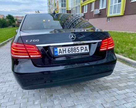 Черный Мерседес Е-Класс, объемом двигателя 2 л и пробегом 204 тыс. км за 13800 $, фото 1 на Automoto.ua