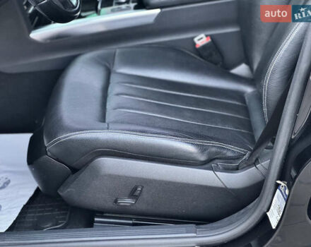 Черный Мерседес Е-Класс, объемом двигателя 2.14 л и пробегом 264 тыс. км за 18800 $, фото 25 на Automoto.ua