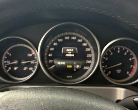 Черный Мерседес Е-Класс, объемом двигателя 2 л и пробегом 329 тыс. км за 13900 $, фото 5 на Automoto.ua