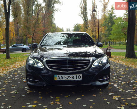 Мерседес Е-Клас 2013 у Києві на Automoto.ua Чорний Мерседес Е-Клас, об'ємом двигуна 3 л та пробігом 249 тис. км за 19499 $, фото 1 на Automoto.ua