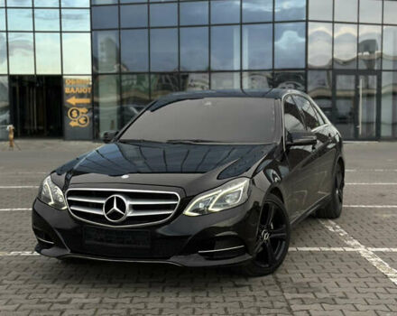 Мерседес Е-Класс 2013 в Черновцах на Automoto.ua Черный Мерседес Е-Класс, объемом двигателя 2.2 л и пробегом 371 тыс. км за 15500 $, фото 9 на Automoto.ua