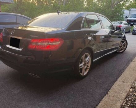 Черный Мерседес Е-Класс, объемом двигателя 3.5 л и пробегом 149 тыс. км за 14000 $, фото 3 на Automoto.ua