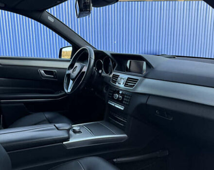 Черный Мерседес Е-Класс, объемом двигателя 2.2 л и пробегом 163 тыс. км за 19200 $, фото 46 на Automoto.ua