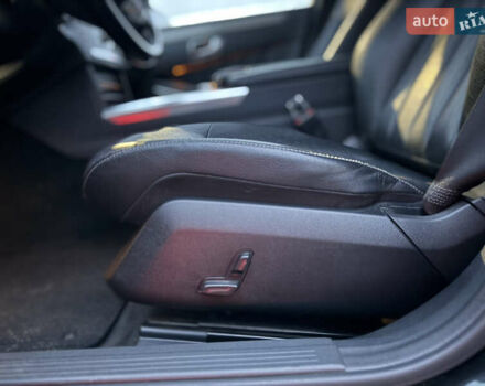 Черный Мерседес Е-Класс, объемом двигателя 2.14 л и пробегом 319 тыс. км за 16700 $, фото 23 на Automoto.ua