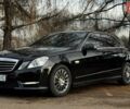 Черный Мерседес Е-Класс, объемом двигателя 1.8 л и пробегом 235 тыс. км за 9990 $, фото 1 на Automoto.ua