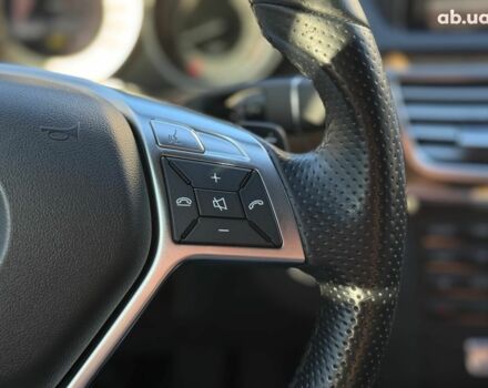 Черный Мерседес Е-Класс, объемом двигателя 3.5 л и пробегом 123 тыс. км за 21940 $, фото 33 на Automoto.ua