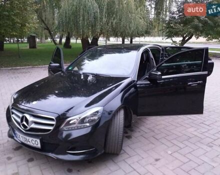Черный Мерседес Е-Класс, объемом двигателя 2.14 л и пробегом 265 тыс. км за 16000 $, фото 1 на Automoto.ua