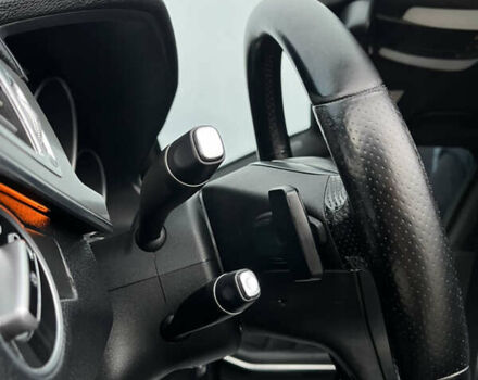 Мерседес Е-Класс 2013 в Черновцах на Automoto.ua Черный Мерседес Е-Класс, объемом двигателя 2.2 л и пробегом 371 тыс. км за 15500 $, фото 14 на Automoto.ua