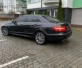 Черный Мерседес Е-Класс, объемом двигателя 2.2 л и пробегом 278 тыс. км за 12999 $, фото 2 на Automoto.ua