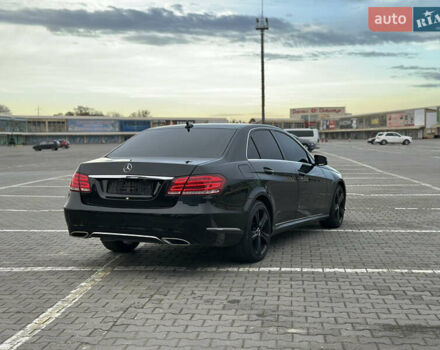 Мерседес Е-Класс 2013 в Черновцах на Automoto.ua Черный Мерседес Е-Класс, объемом двигателя 2.2 л и пробегом 371 тыс. км за 15500 $, фото 8 на Automoto.ua