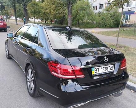 Мерседес Е-Класс 2013 в Киеве на Automoto.ua Черный Мерседес Е-Класс, объемом двигателя 2.14 л и пробегом 282 тыс. км за 17900 $, фото 2 на Automoto.ua