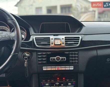 Черный Мерседес Е-Класс, объемом двигателя 2.14 л и пробегом 290 тыс. км за 17800 $, фото 20 на Automoto.ua