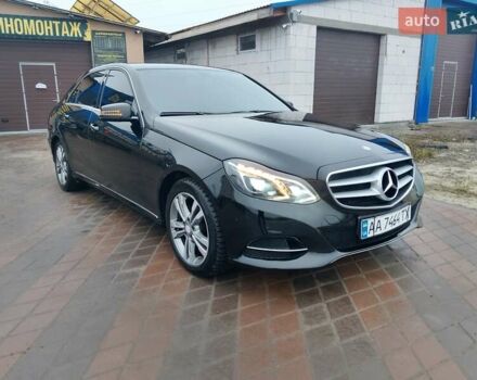 Черный Мерседес Е-Класс, объемом двигателя 2.14 л и пробегом 259 тыс. км за 13700 $, фото 2 на Automoto.ua