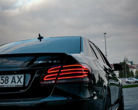 Мерседес Е-Клас 2013 у Києві на Automoto.ua Чорний Мерседес Е-Клас, об'ємом двигуна 5.46 л та пробігом 147 тис. км за 37000 $, фото 13 на Automoto.ua