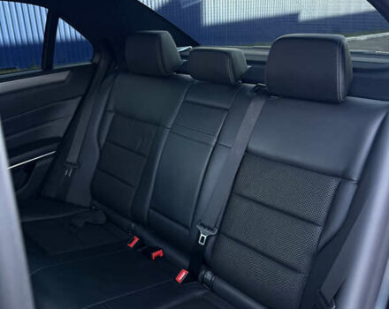 Черный Мерседес Е-Класс, объемом двигателя 2.2 л и пробегом 163 тыс. км за 19200 $, фото 58 на Automoto.ua