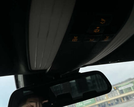 Мерседес Е-Класс 2013 в Черновцах на Automoto.ua Черный Мерседес Е-Класс, объемом двигателя 2.2 л и пробегом 371 тыс. км за 15500 $, фото 27 на Automoto.ua