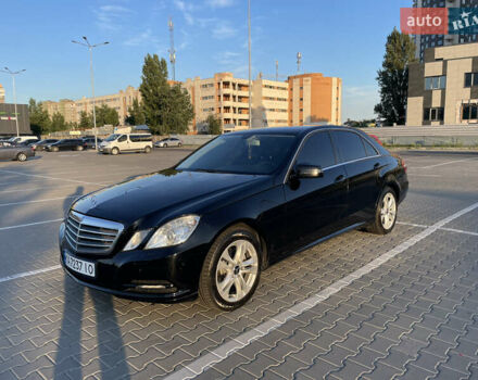 Чорний Мерседес Е-Клас, об'ємом двигуна 1.8 л та пробігом 365 тис. км за 11999 $, фото 6 на Automoto.ua