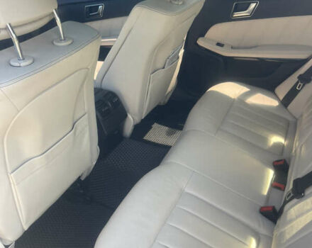 Черный Мерседес Е-Класс, объемом двигателя 2.14 л и пробегом 240 тыс. км за 19900 $, фото 7 на Automoto.ua