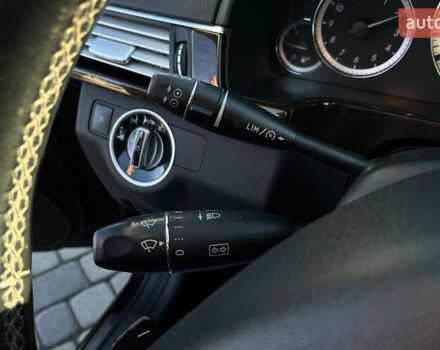 Черный Мерседес Е-Класс, объемом двигателя 2.14 л и пробегом 254 тыс. км за 18200 $, фото 11 на Automoto.ua