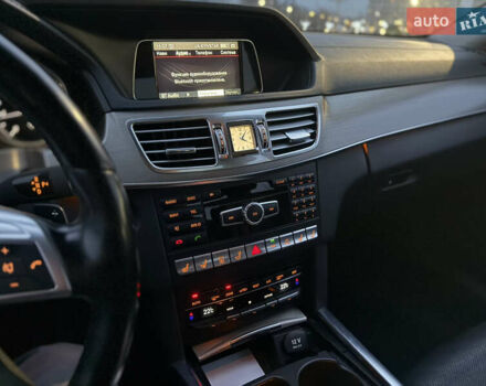 Черный Мерседес Е-Класс, объемом двигателя 2.14 л и пробегом 319 тыс. км за 16700 $, фото 34 на Automoto.ua