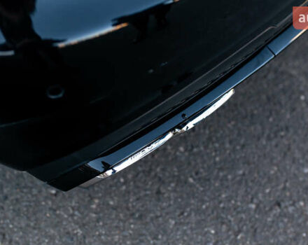 Черный Мерседес Е-Класс, объемом двигателя 2.1 л и пробегом 90 тыс. км за 16000 $, фото 10 на Automoto.ua