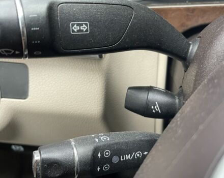 Чорний Мерседес Е-Клас, об'ємом двигуна 2.1 л та пробігом 360 тис. км за 10800 $, фото 16 на Automoto.ua