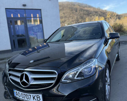 Черный Мерседес Е-Класс, объемом двигателя 2.2 л и пробегом 163 тыс. км за 19200 $, фото 10 на Automoto.ua