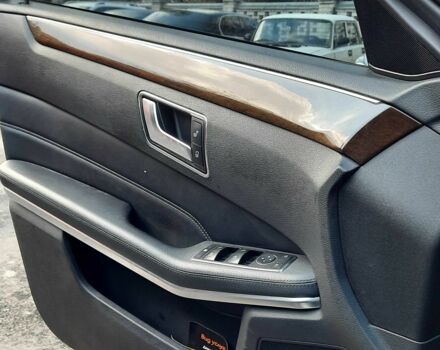 Черный Мерседес Е-Класс, объемом двигателя 2 л и пробегом 100 тыс. км за 18400 $, фото 5 на Automoto.ua