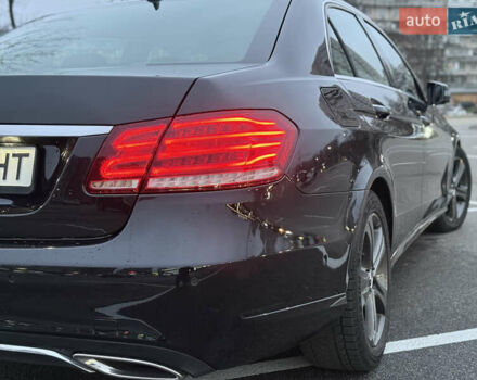 Черный Мерседес Е-Класс, объемом двигателя 2.14 л и пробегом 319 тыс. км за 16700 $, фото 14 на Automoto.ua