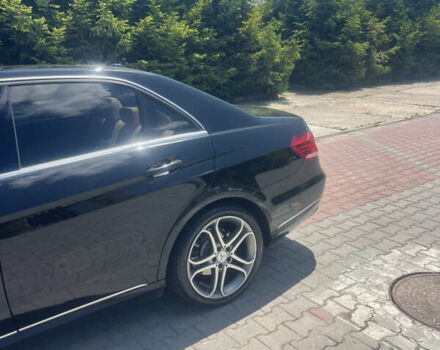 Черный Мерседес Е-Класс, объемом двигателя 2.14 л и пробегом 240 тыс. км за 19900 $, фото 21 на Automoto.ua