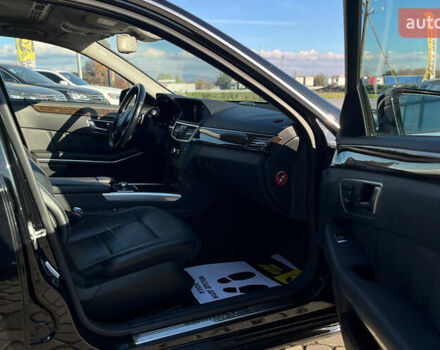 Черный Мерседес Е-Класс, объемом двигателя 2.14 л и пробегом 254 тыс. км за 18200 $, фото 23 на Automoto.ua