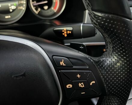 Черный Мерседес Е-Класс, объемом двигателя 2.1 л и пробегом 257 тыс. км за 19500 $, фото 18 на Automoto.ua