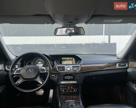 Черный Мерседес Е-Класс, объемом двигателя 2.14 л и пробегом 305 тыс. км за 14700 $, фото 18 на Automoto.ua