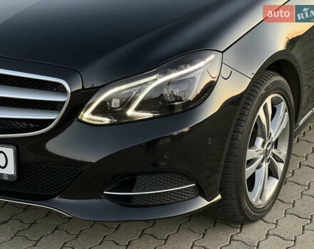 Черный Мерседес Е-Класс, объемом двигателя 2.2 л и пробегом 257 тыс. км за 19500 $, фото 12 на Automoto.ua