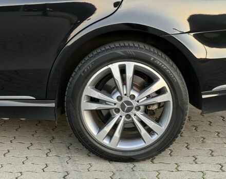 Черный Мерседес Е-Класс, объемом двигателя 2.1 л и пробегом 257 тыс. км за 19500 $, фото 8 на Automoto.ua