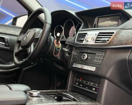Чорний Мерседес Е-Клас, об'ємом двигуна 2.14 л та пробігом 246 тис. км за 16499 $, фото 10 на Automoto.ua