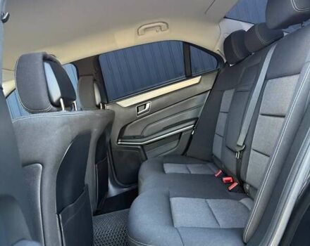 Черный Мерседес Е-Класс, объемом двигателя 3 л и пробегом 237 тыс. км за 22500 $, фото 20 на Automoto.ua