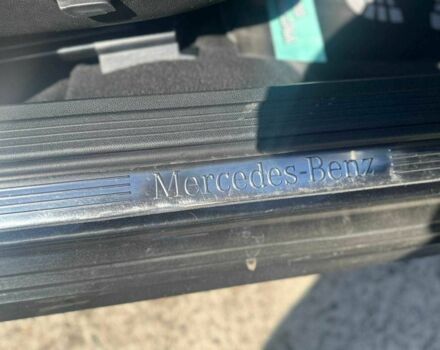 Черный Мерседес Е-Класс, объемом двигателя 2.2 л и пробегом 250 тыс. км за 18500 $, фото 22 на Automoto.ua