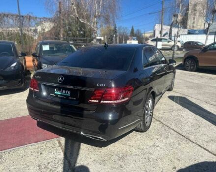 Черный Мерседес Е-Класс, объемом двигателя 2.2 л и пробегом 250 тыс. км за 18500 $, фото 1 на Automoto.ua