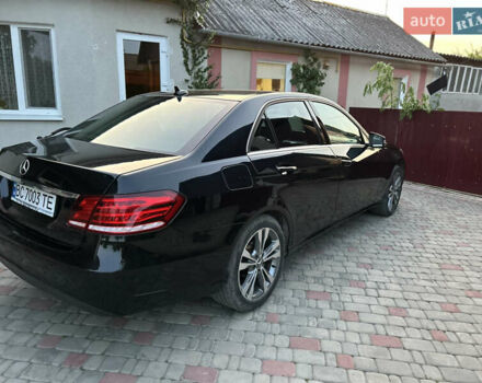 Черный Мерседес Е-Класс, объемом двигателя 2.1 л и пробегом 291 тыс. км за 14450 $, фото 10 на Automoto.ua