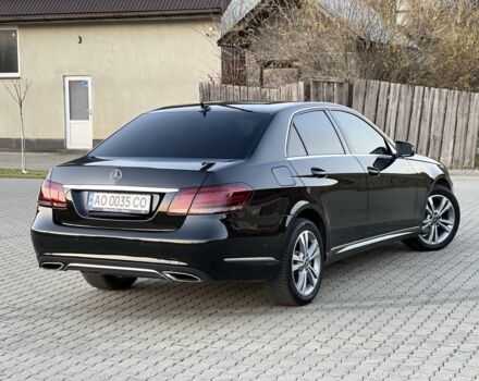 Черный Мерседес Е-Класс, объемом двигателя 2.1 л и пробегом 257 тыс. км за 19500 $, фото 1 на Automoto.ua