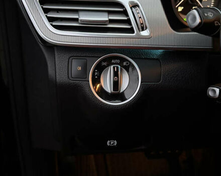 Мерседес Е-Клас 2014 у Городенке на Automoto.ua Чорний Мерседес Е-Клас, об'ємом двигуна 2.14 л та пробігом 332 тис. км за 20200 $, фото 35 на Automoto.ua