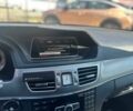 Черный Мерседес Е-Класс, объемом двигателя 2.2 л и пробегом 250 тыс. км за 18500 $, фото 12 на Automoto.ua