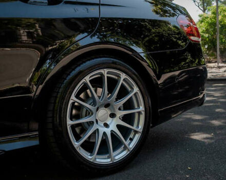 Черный Мерседес Е-Класс, объемом двигателя 3 л и пробегом 172 тыс. км за 23999 $, фото 33 на Automoto.ua