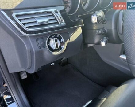 Черный Мерседес Е-Класс, объемом двигателя 1.99 л и пробегом 111 тыс. км за 22500 $, фото 21 на Automoto.ua