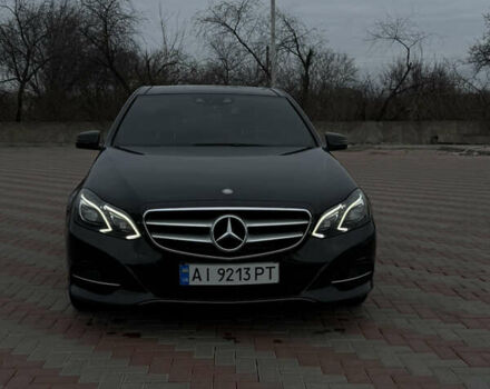 Черный Мерседес Е-Класс, объемом двигателя 2.2 л и пробегом 203 тыс. км за 19000 $, фото 1 на Automoto.ua