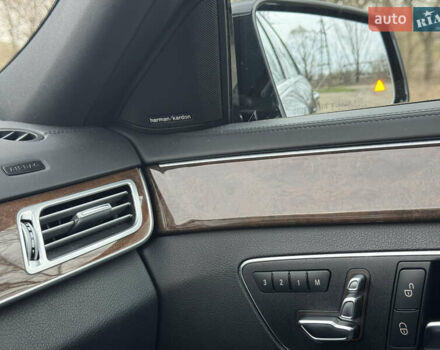 Черный Мерседес Е-Класс, объемом двигателя 3 л и пробегом 124 тыс. км за 22000 $, фото 19 на Automoto.ua