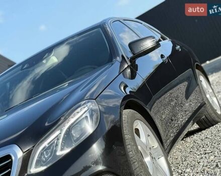 Черный Мерседес Е-Класс, объемом двигателя 3 л и пробегом 237 тыс. км за 22500 $, фото 1 на Automoto.ua