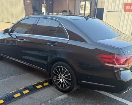 Черный Мерседес Е-Класс, объемом двигателя 1.99 л и пробегом 111 тыс. км за 22500 $, фото 7 на Automoto.ua